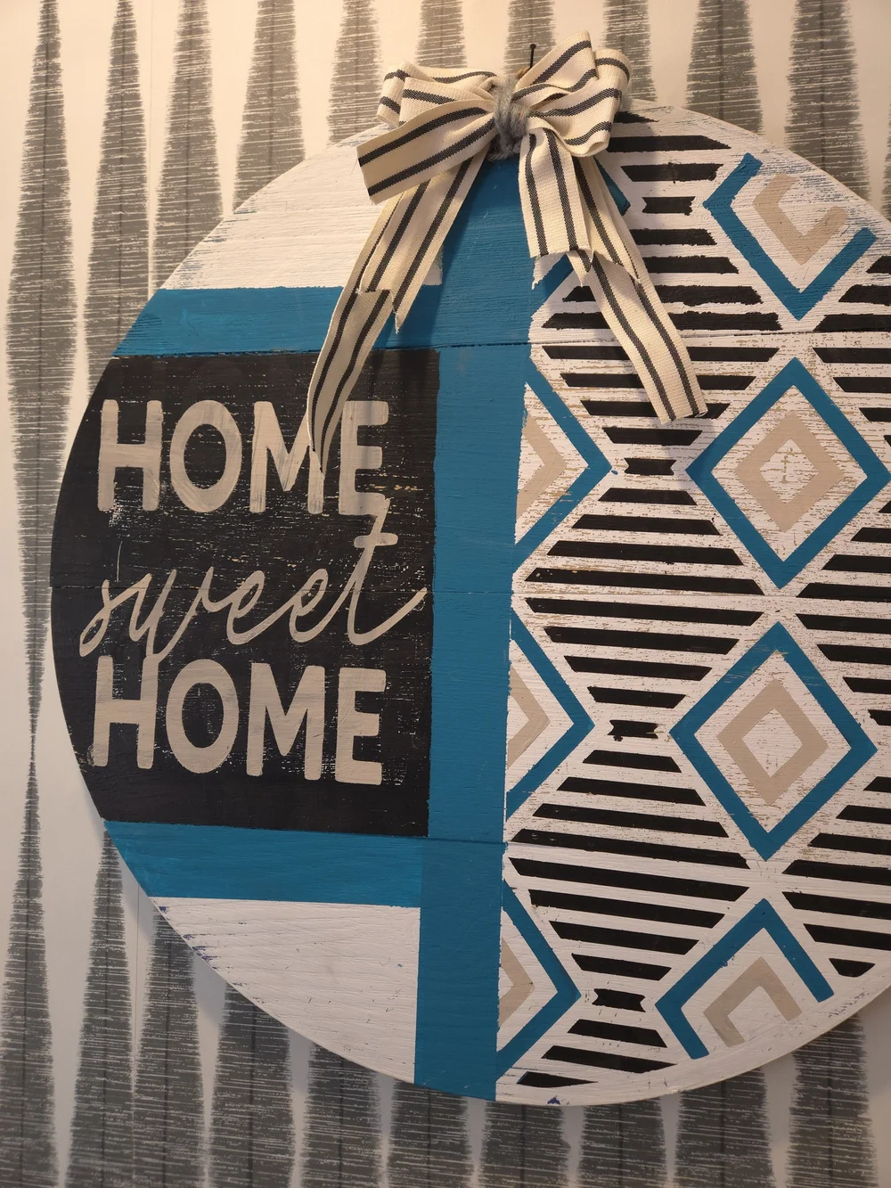Home Sweet Home Round Wall Plaque - Blue, Black, White